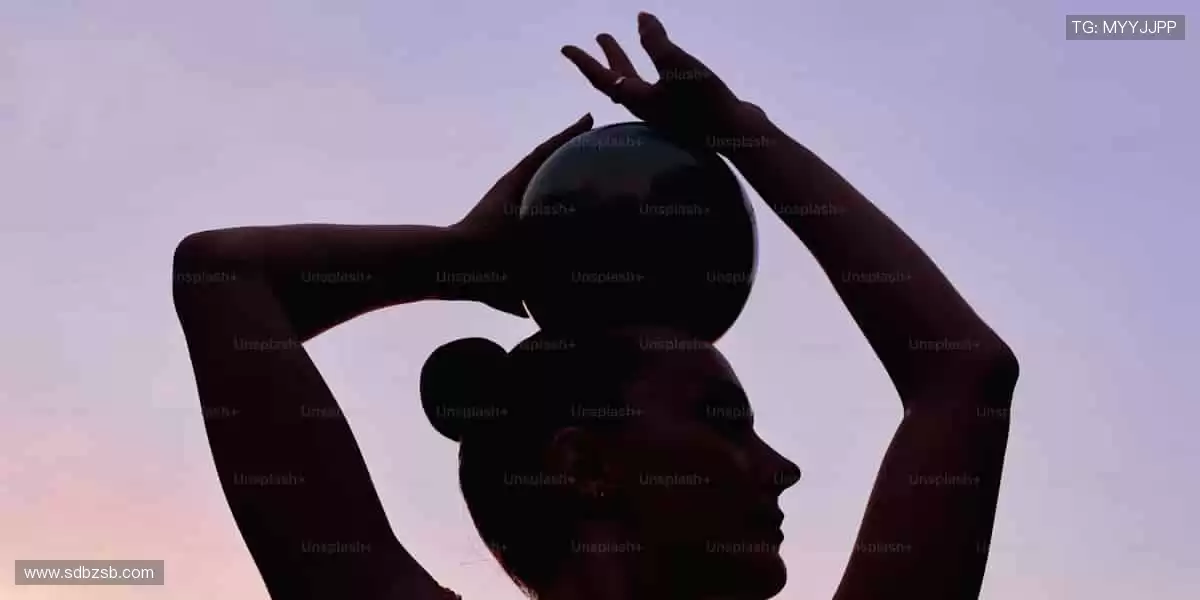 🎥 实时解说,让你身临其境感受赛场魅力!🔥